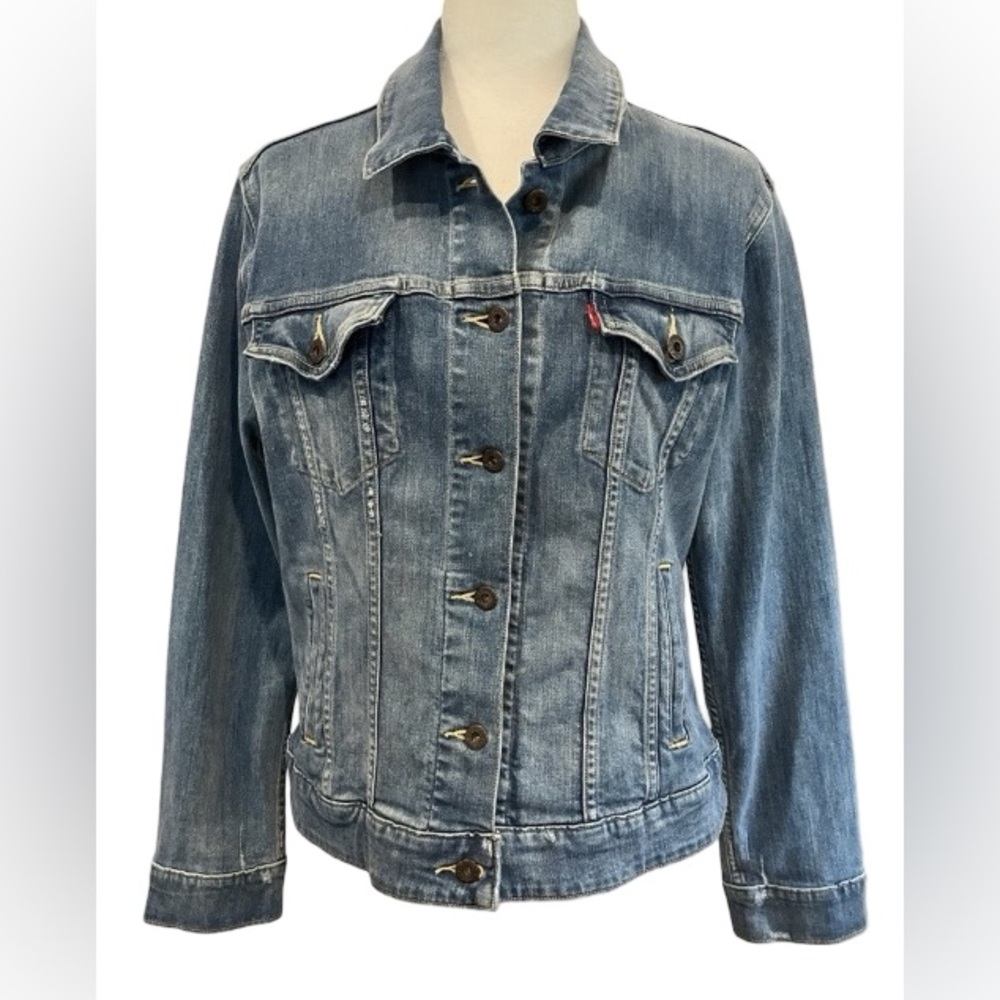 Women’s Levi Strauss & Co. Blue Denim Trucker Jacket Size XL